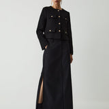 Cropped Jacket with Gold-Tone Buttons – Tailored, Elegant and Effortlessly Versatile